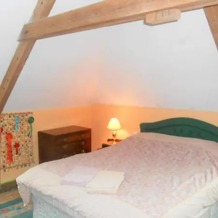 14 Rue De Monteville *